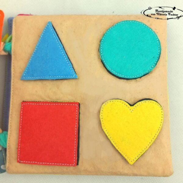 Spielbuch mit 4 Seiten_4