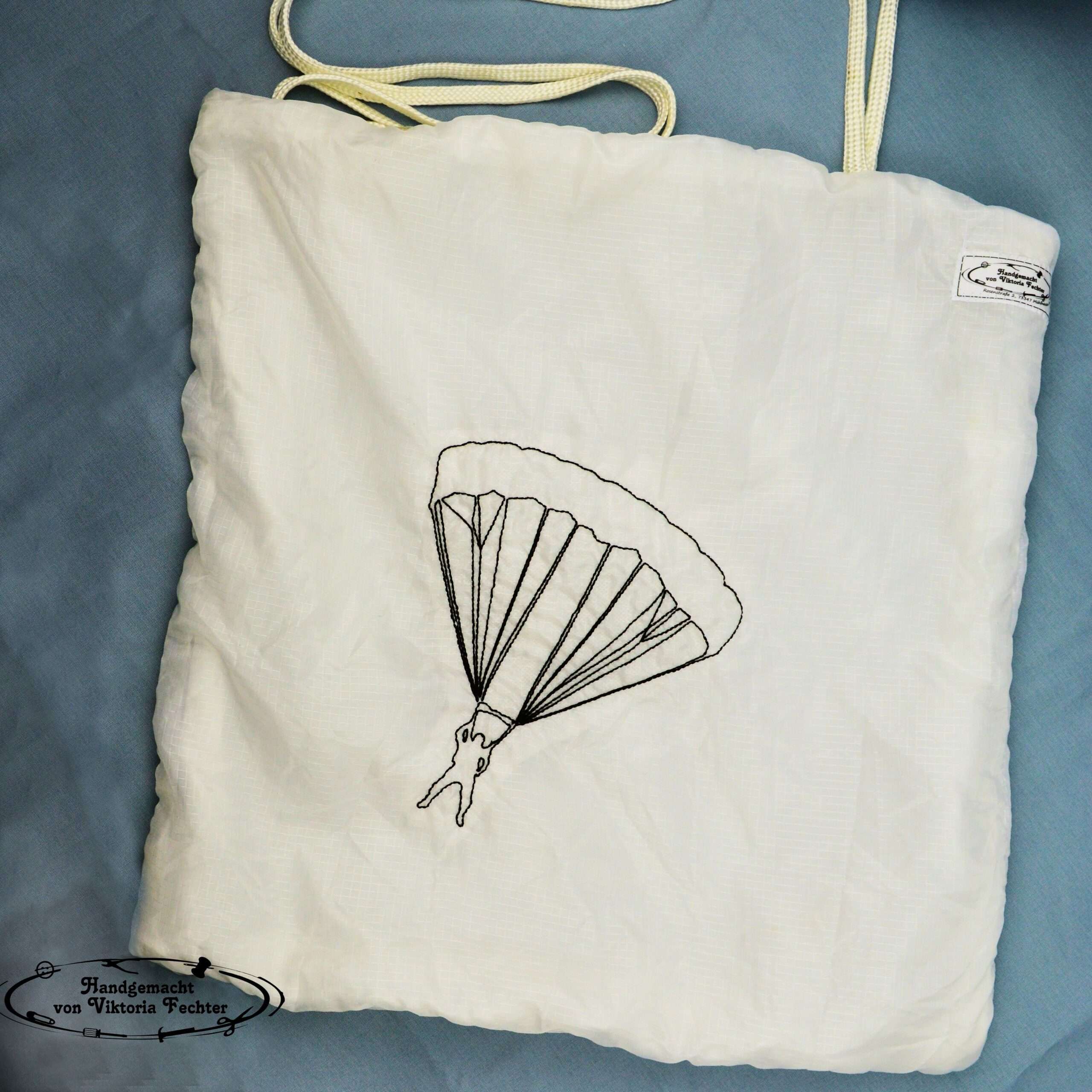 Gleitschirmflieger – Bild 3